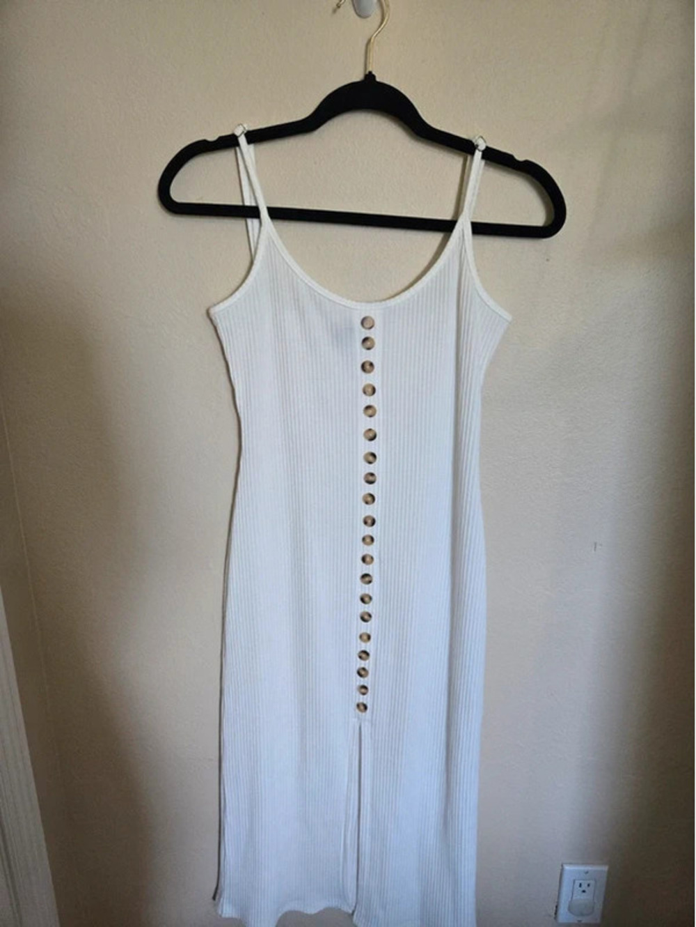 VICI White Ribbed Button-Down Midi Dress
